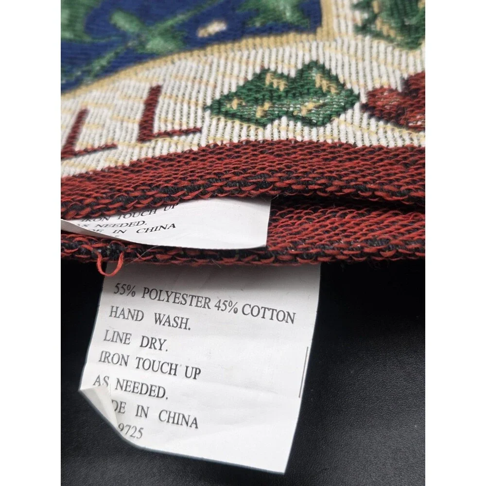 Vtg Christmas Tapestry Dove Peace On Earth Set Of 2 Placements Holiday Berry
